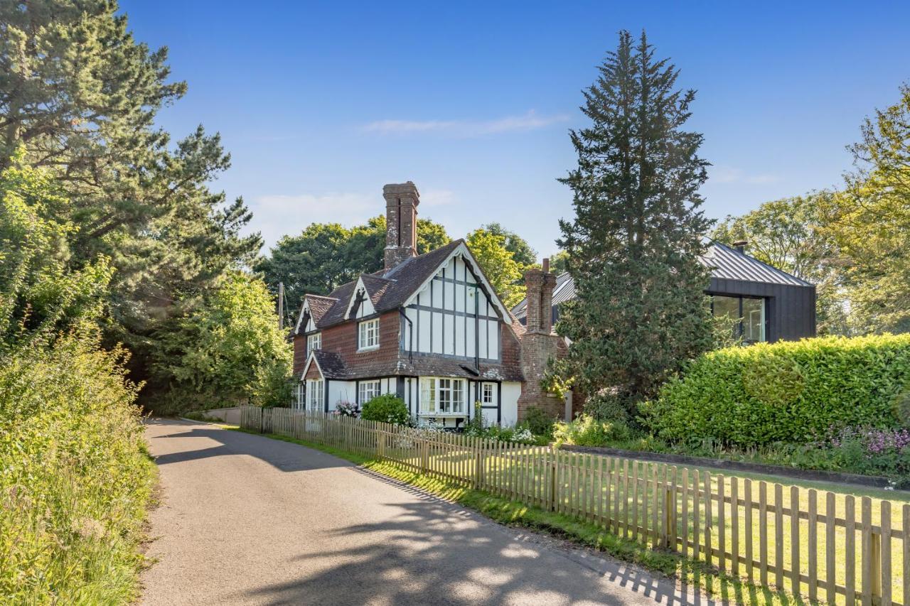 Danny Lodge - Country Cottage Near Brighton By Huluki Sussex Stays Hurstpierpoint Eksteriør billede